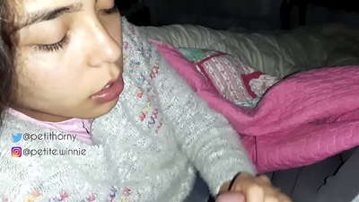 J'AVALE TOUT LE LAIT ACCUMULÉ DE MON MARI - MONTRER LA LANGUE AVEC LE SPERME