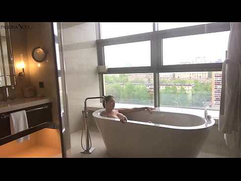 ❤️ Une énorme nana se branlant passionnément la chatte dans la salle de bains ❤❌ Porno juste at fr.tuberxxx.ru ❤